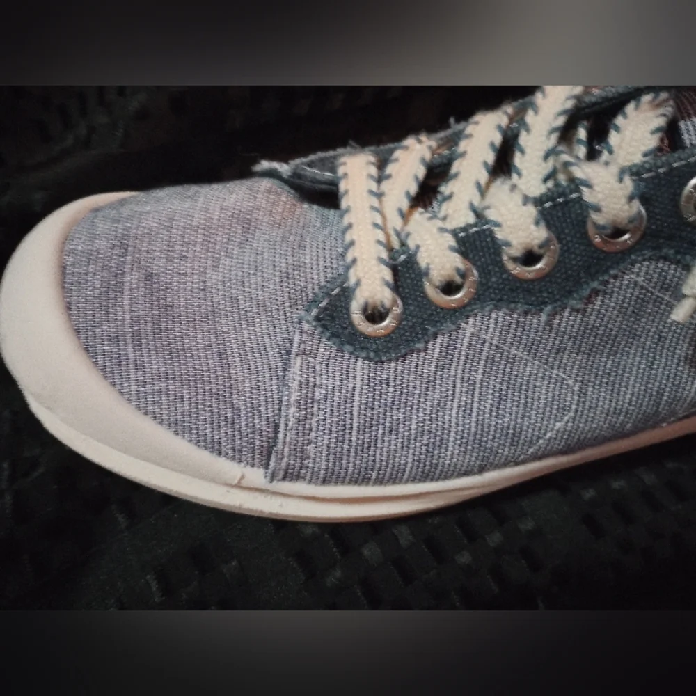 Blowfish Blue Casual Sneakers - Picture 5 of 6